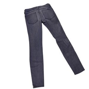 Frame Denim Le Skinny de Jeanne grey shred jeans size 26